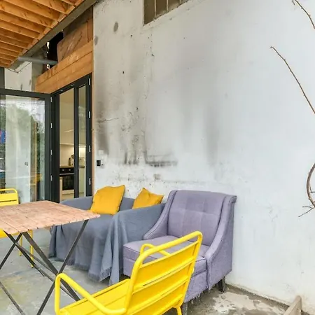 Loft Urban Garden: 4 People - Wifi Fiber - Terrace Grenoble