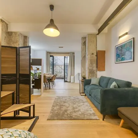 Loft Urban Garden: 4 People - Wifi Fiber - Terrace Grenoble