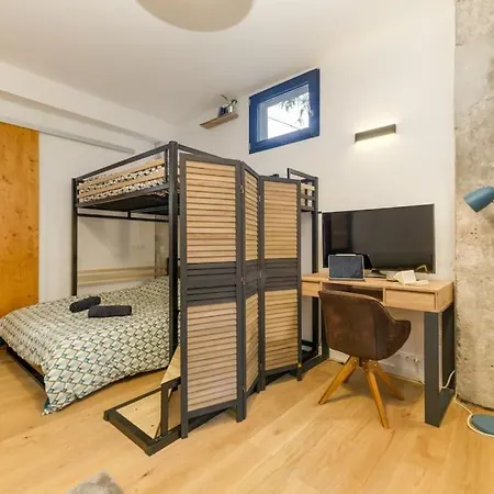 Loft Urban Garden: 4 People - Wifi Fiber - Terrace